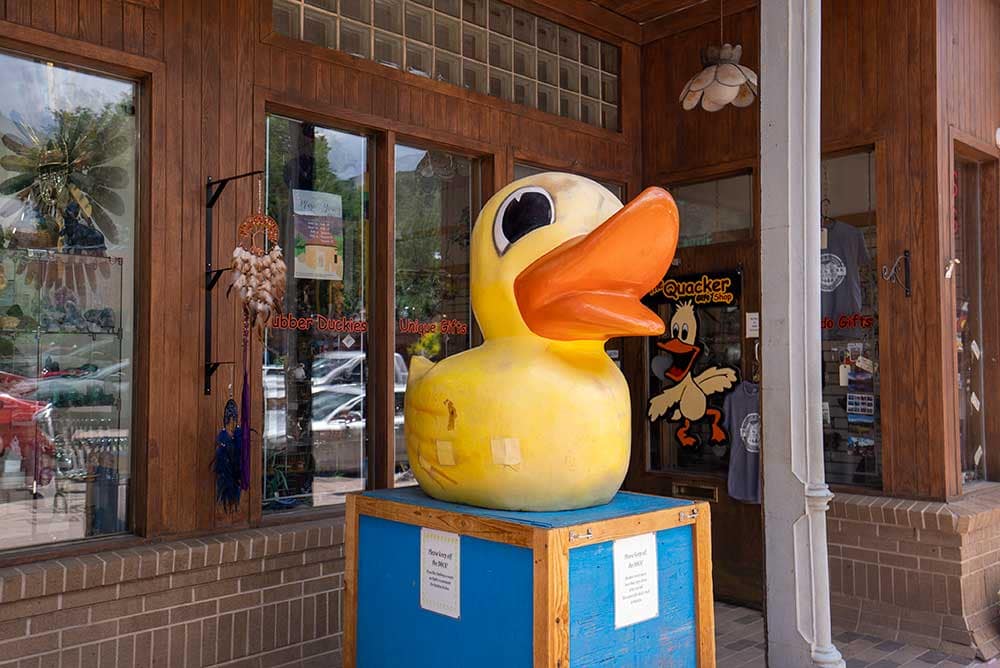 Quacker Gift Shop in Manitou Springs