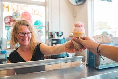 Pink color ice cream store most popular lovely gelato shop design