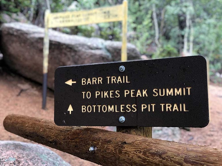 Barr Trail sign