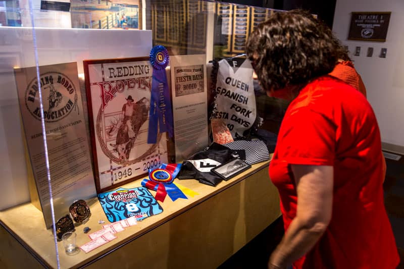 friends looking at display at ProRodeo