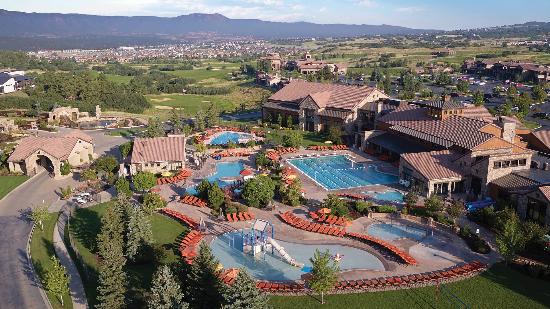 Flying Horse Resort &amp; Club |