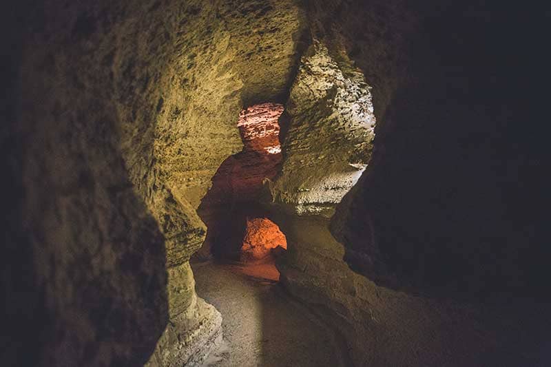 cave of the winds open for thanksgiving