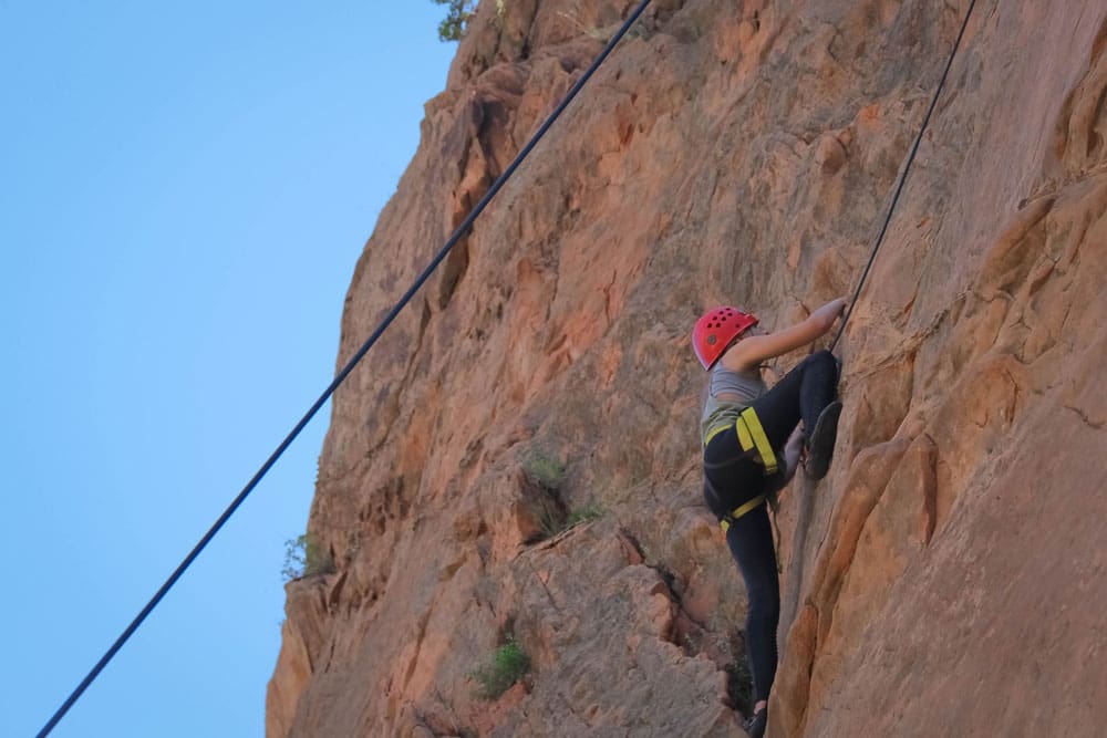 broadmoor outfitters rock climbing