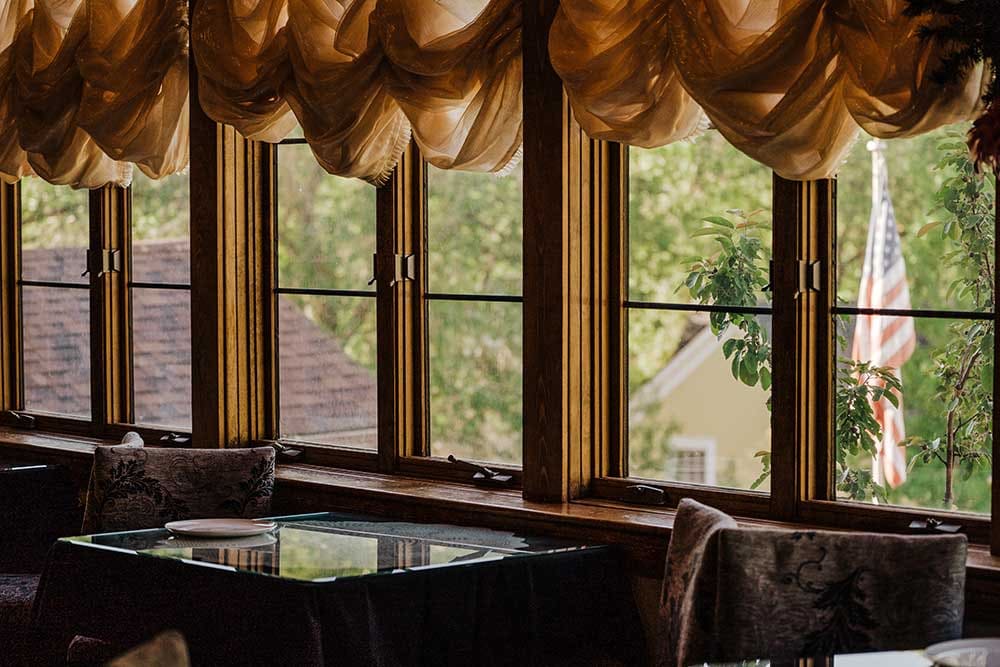 The tea room in Miramont Castle