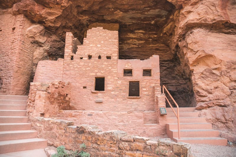 manitou cliff dwellings